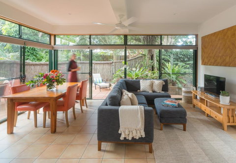 The Crest Byron Bay - Taree Accommodation 1