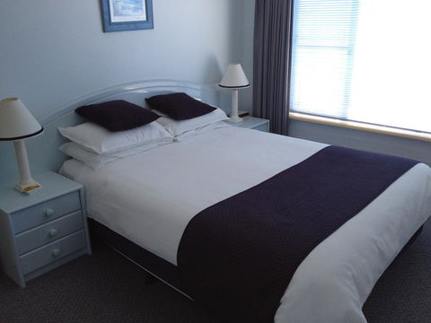 Breakers Apartments - Taree Accommodation 4