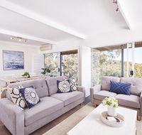Bright and Spacious Family Home With Leafy Deck - Taree Accommodation