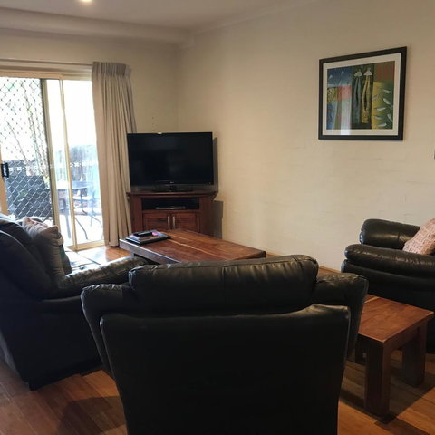 Mariner Bay Apartments - Taree Accommodation 8