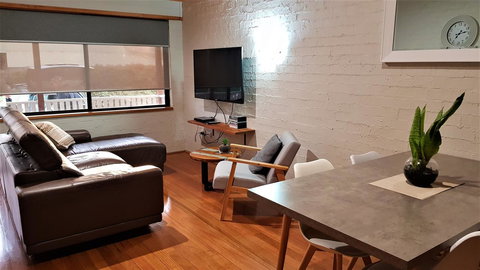 Great Escape Lofts - Taree Accommodation 9
