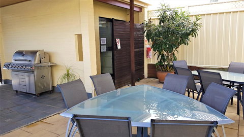Great Escape Lofts - Taree Accommodation 6