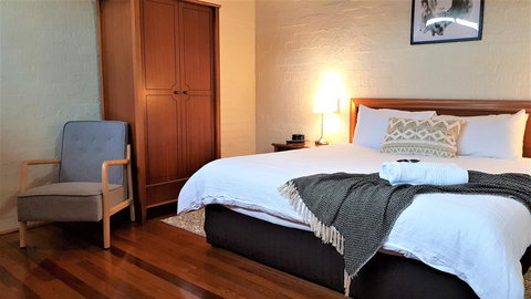 Great Escape Lofts - Taree Accommodation 13