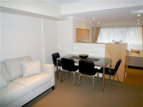 Wyndel Apartments Sydney CBD - Bond - Taree Accommodation 12