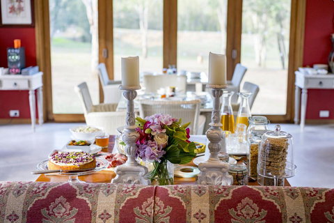 Thistle Hill Guesthouse - Walk To Many Wineries And Restaurants - Taree Accommodation 20