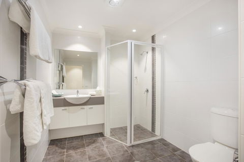 Beachfront 2 - Taree Accommodation 18