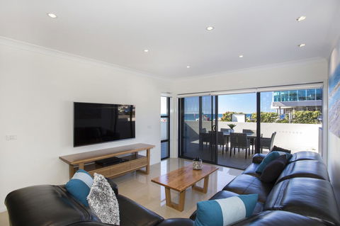 Beachfront 2 - Taree Accommodation 3