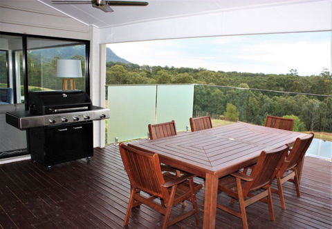 Wine Country Villas - Taree Accommodation 4