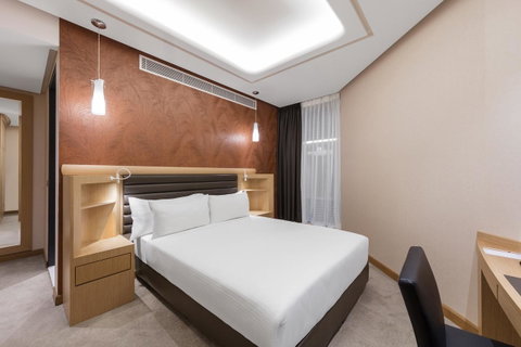 Rydges Australia Square, Formerly Tank Stream Hotel - Taree Accommodation 13
