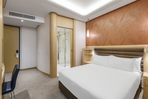 Rydges Australia Square, Formerly Tank Stream Hotel - Taree Accommodation 12