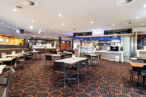 Quality Hotel Rules Club Wagga - Taree Accommodation 24
