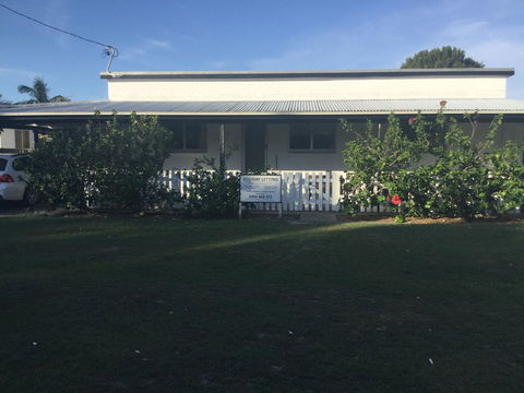 Hat Head Beach Cottage 1 - Taree Accommodation 21