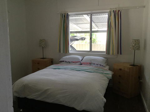 Hat Head Beach Cottage 1 - Taree Accommodation 6