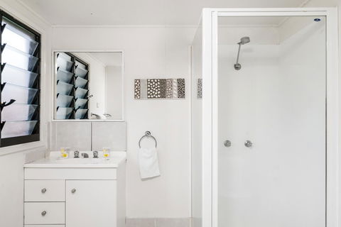 Club Byron Accommodation - Taree Accommodation 14