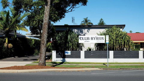 Club Byron Accommodation - Taree Accommodation 0