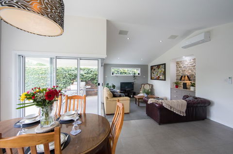 Armidale Cottage - House 2 - Taree Accommodation 20