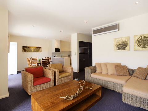 Oaks Port Stephens Pacific Blue Resort - Taree Accommodation 5