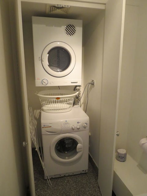 Manly Paradise Motel & Apartments - Taree Accommodation 24