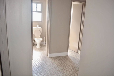 Commercial Hotel Motel Lithgow - Taree Accommodation 25