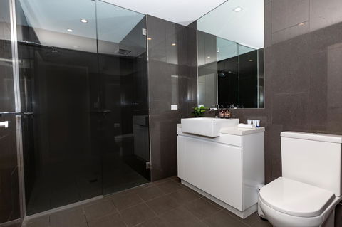 Brand New Executive Apartment - Taree Accommodation 16