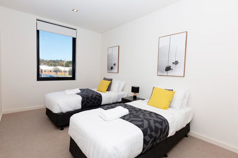 Brand New Executive Apartment - Taree Accommodation 14