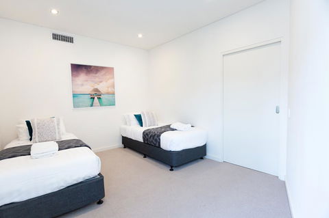 Brand New Executive Apartment - Taree Accommodation 15