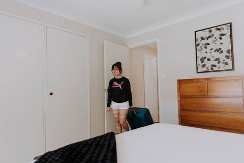 Central Wagga Self Catering Apartment - Taree Accommodation 4