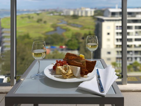 Sage Hotel Wollongong - Taree Accommodation 8