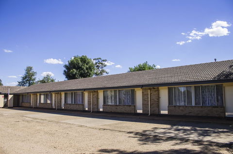 Allonville Gardens Motel - Taree Accommodation 12