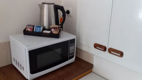 Allonville Gardens Motel - Taree Accommodation 6