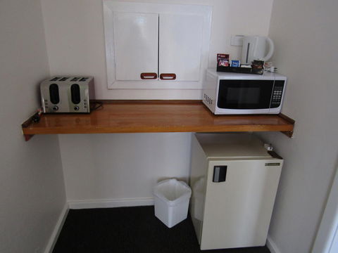 Allonville Gardens Motel - Taree Accommodation 21