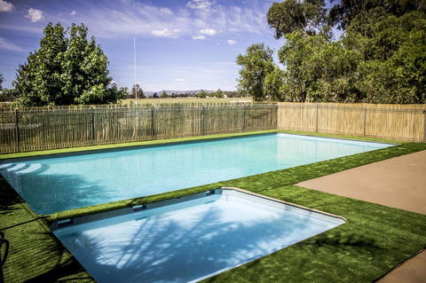 Allonville Gardens Motel - Taree Accommodation 7