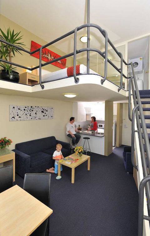 Metro Apartments On Darling Harbour - Taree Accommodation 4