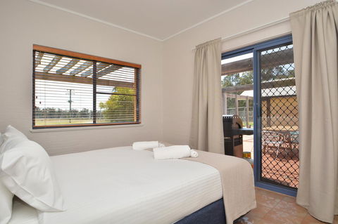 JE Guesthouse, Central To All The Hunter Valley Has To Offer - Taree Accommodation 30