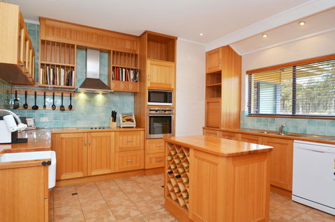 JE Guesthouse, Central To All The Hunter Valley Has To Offer - Taree Accommodation 12
