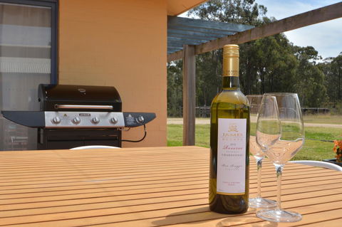JE Guesthouse, Central To All The Hunter Valley Has To Offer - Taree Accommodation 10