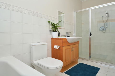 JE Guesthouse, Central To All The Hunter Valley Has To Offer - Taree Accommodation 22