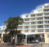 Ettalong Beach Premium Waterview Apartments - Taree Accommodation