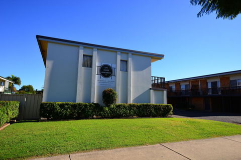 City Centre Apartments - Taree Accommodation 8