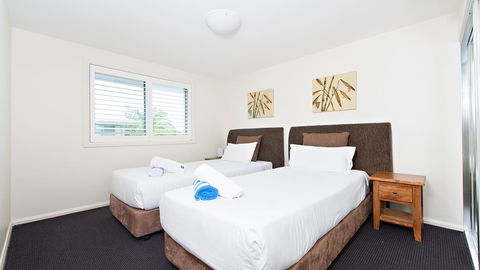 Pacific Blue, Salamander Bay - Taree Accommodation 22