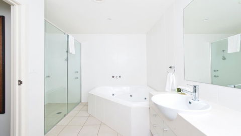 Pacific Blue, Salamander Bay - Taree Accommodation 16