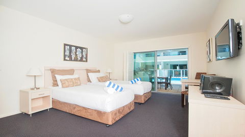 Pacific Blue, Salamander Bay - Taree Accommodation 7