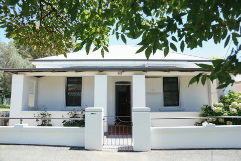 99 Hill Street Apartments - Taree Accommodation 0