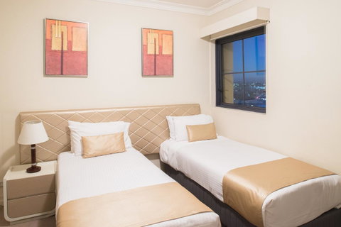 Seasons Harbour Plaza - Taree Accommodation 5