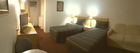 Cooma Motor Lodge Motel - Taree Accommodation 1