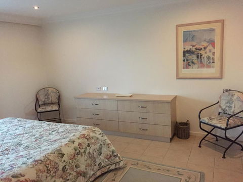 Cooma Motor Lodge Motel - Taree Accommodation 21