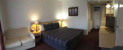 Cooma Motor Lodge Motel - Taree Accommodation 7