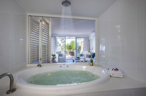 Bannisters By The Sea Mollymook - Taree Accommodation 18