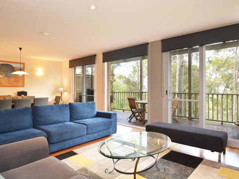 Villa De Saran Located Within Cypress Lakes - Taree Accommodation 0