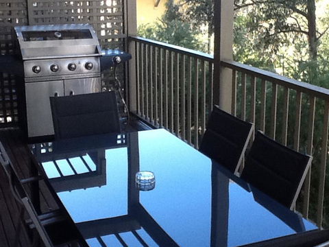 Villa De Saran Located Within Cypress Lakes - Taree Accommodation 9